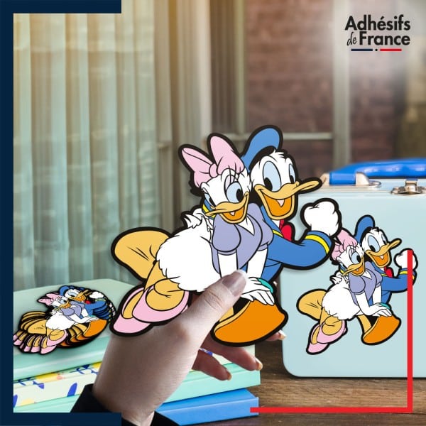 autocollant petit format Disney - Donald et Daisy